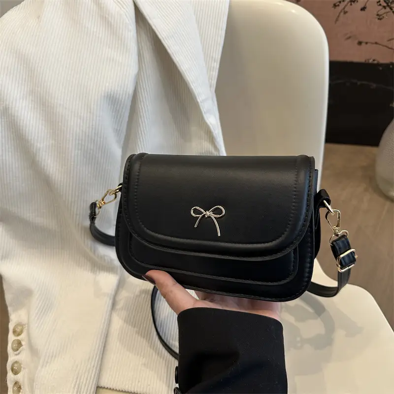 Women's Crossbody Bag White Square Design 2026 — feature 29