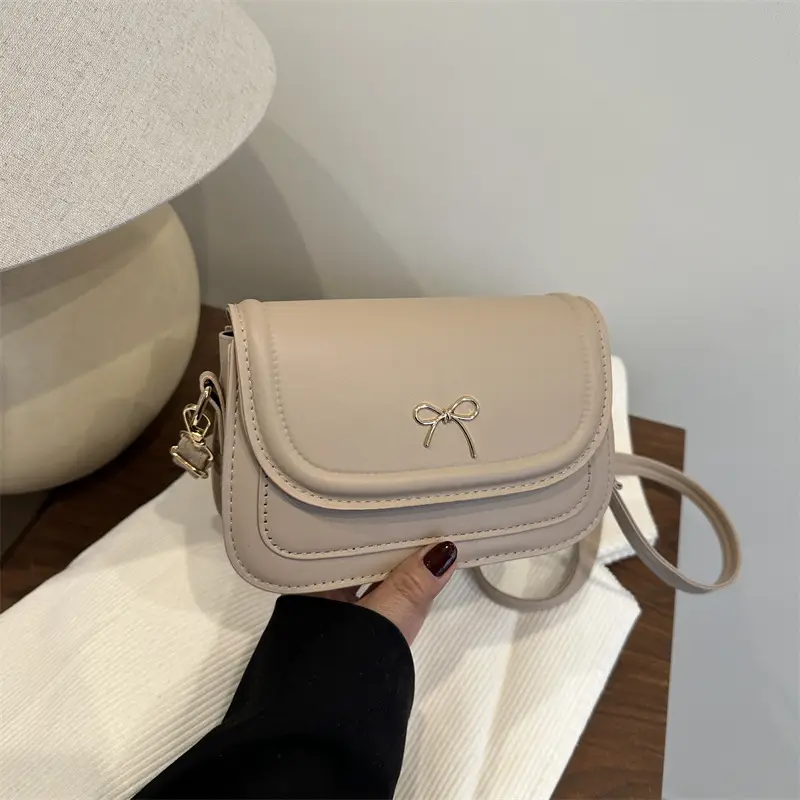 Women's Crossbody Bag White Square Design 2026 — feature 31