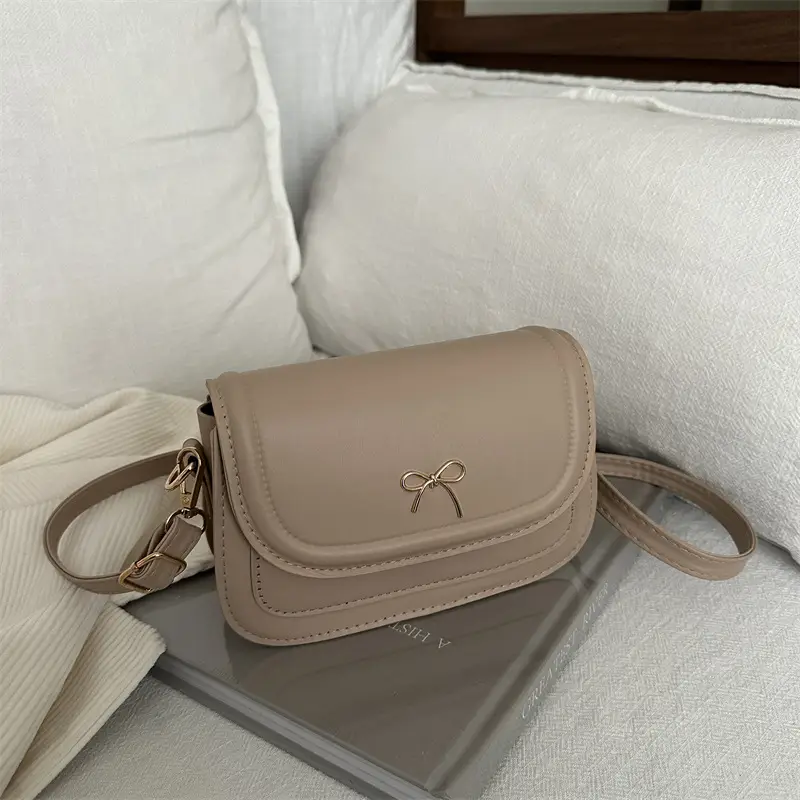 Women's Crossbody Bag White Square Design 2026 — feature 37