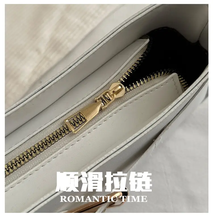Women's Western Style Shoulder Bag White 2025 — feature 4