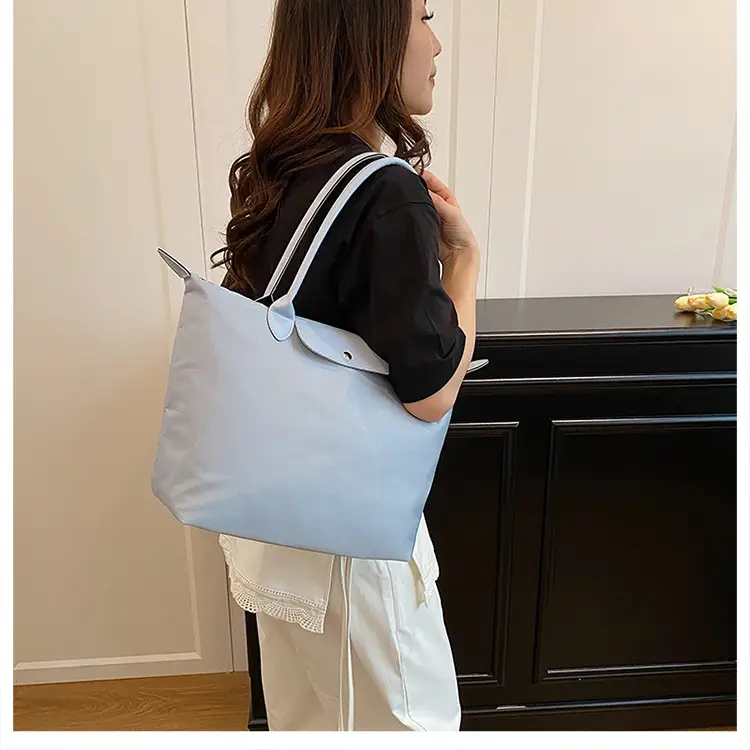 Women's Nylon Shoulder Bags 2025 New Arrival — feature 16