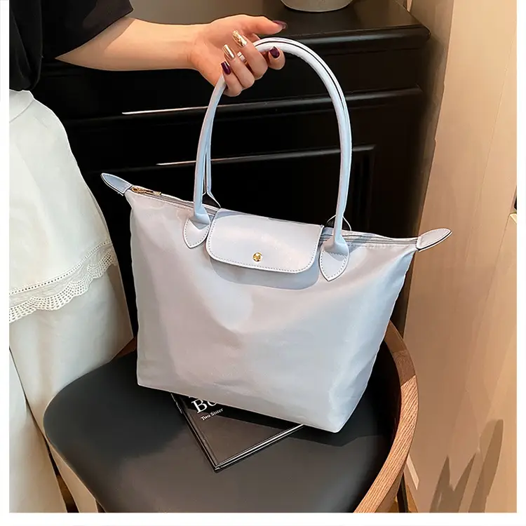 Women's Nylon Shoulder Bags 2025 New Arrival — feature 18