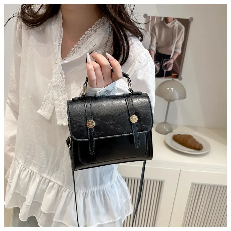 Women's 2025 Spring Shoulder Crossbody Bags Red White Brown Pink Black — feature 13