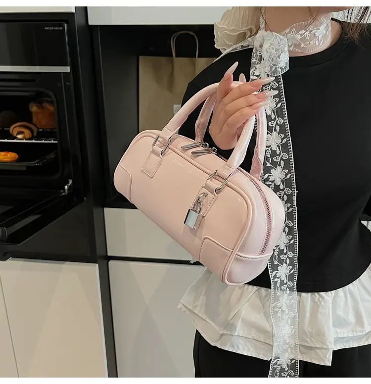 Women's White Leather Shoulder Crossbody Bag 2025 — feature 22