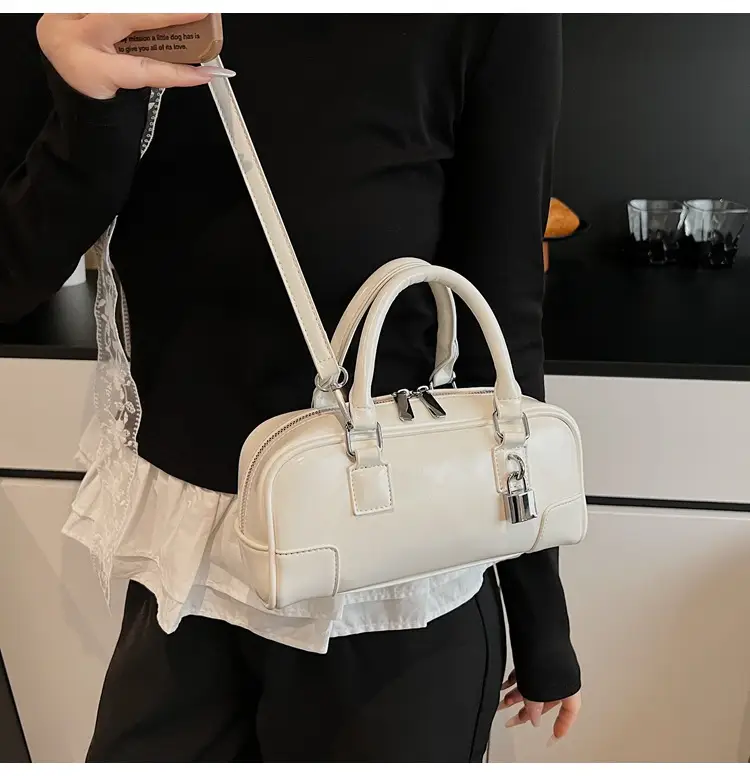 Women's White Leather Shoulder Crossbody Bag 2025 — feature 25