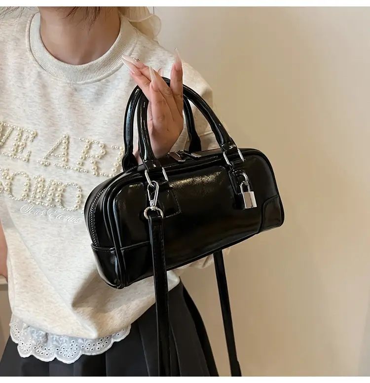 Women's White Leather Shoulder Crossbody Bag 2025 — feature 36