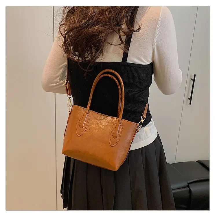 Beige Leather Shoulder Bag Large Capacity Women — feature 15