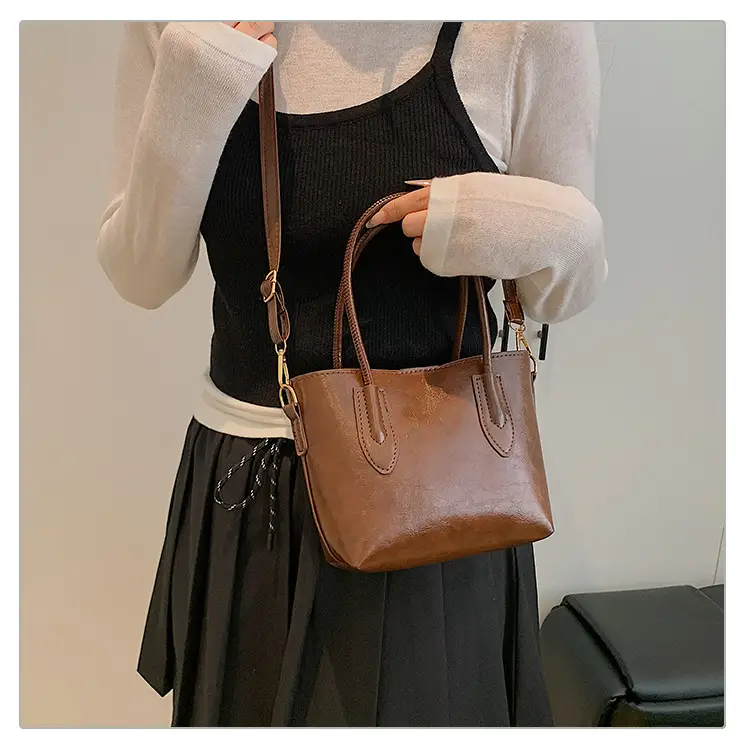 Beige Leather Shoulder Bag Large Capacity Women — feature 16