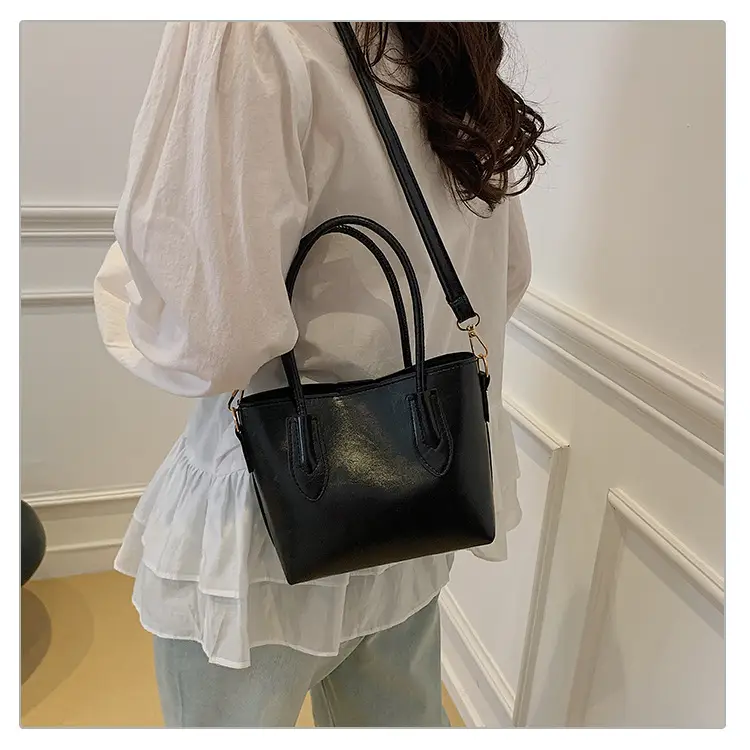 Beige Leather Shoulder Bag Large Capacity Women — feature 19