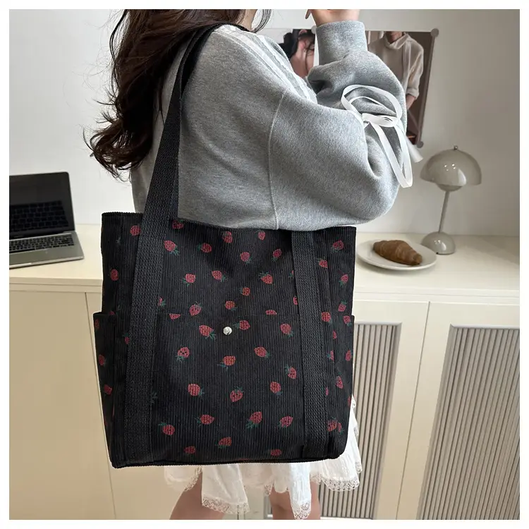 Strawberry Print Women's Tote Bag Large Capacity — feature 11