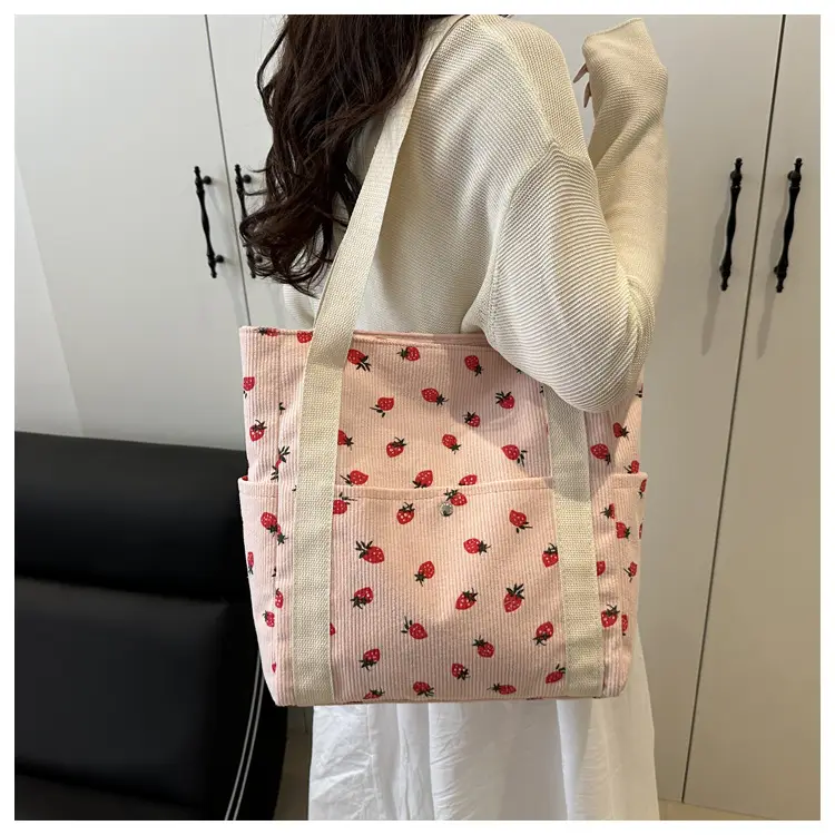 Strawberry Print Women's Tote Bag Large Capacity — feature 17