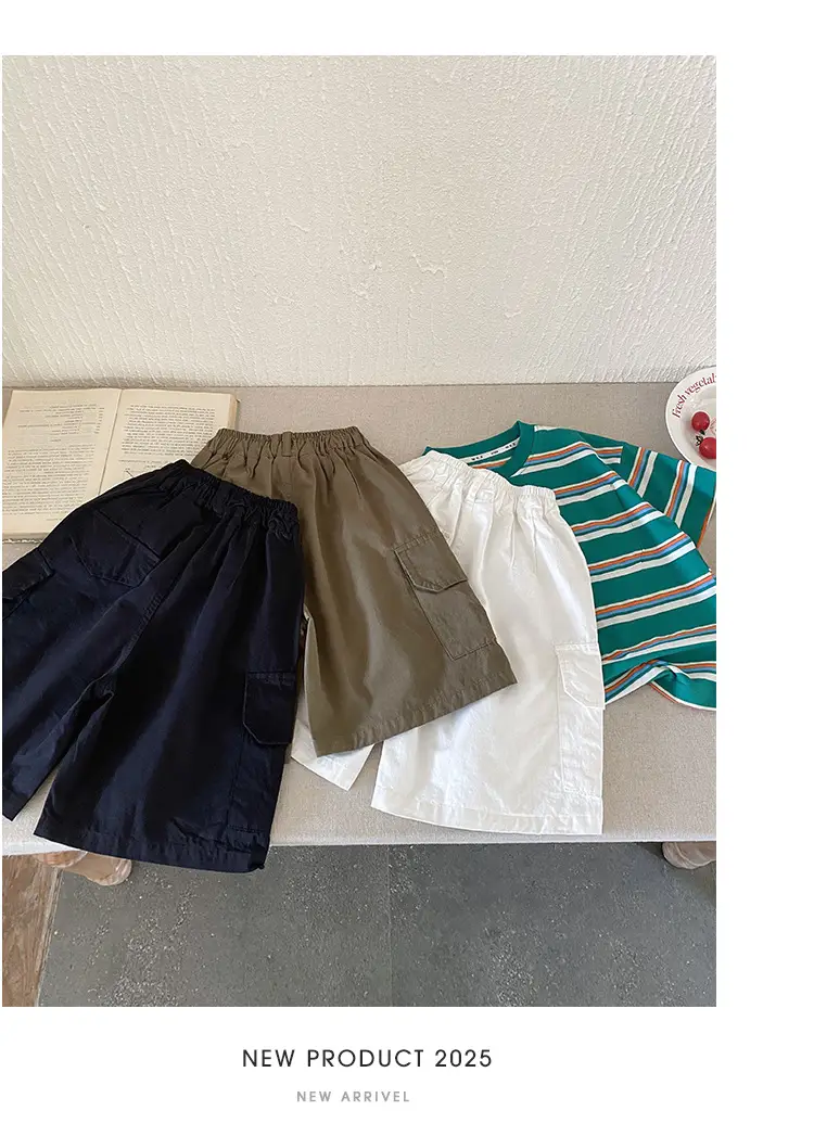 Kids Olive Green Cargo Shorts Middle Large — feature 20