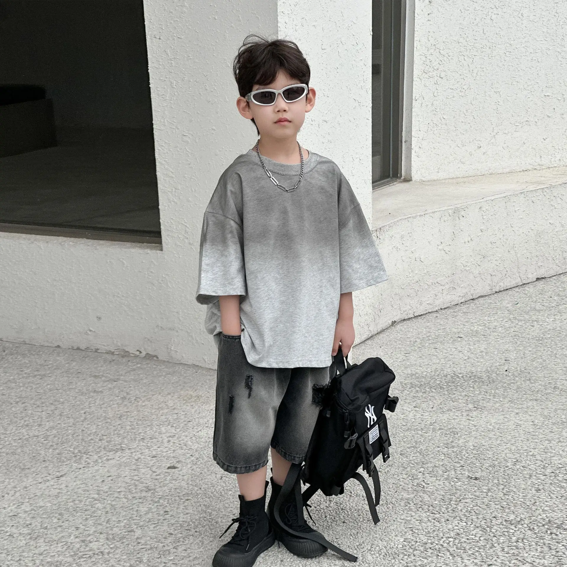 Boys Cotton T-Shirt Grey Loose Summer Wear — feature 19