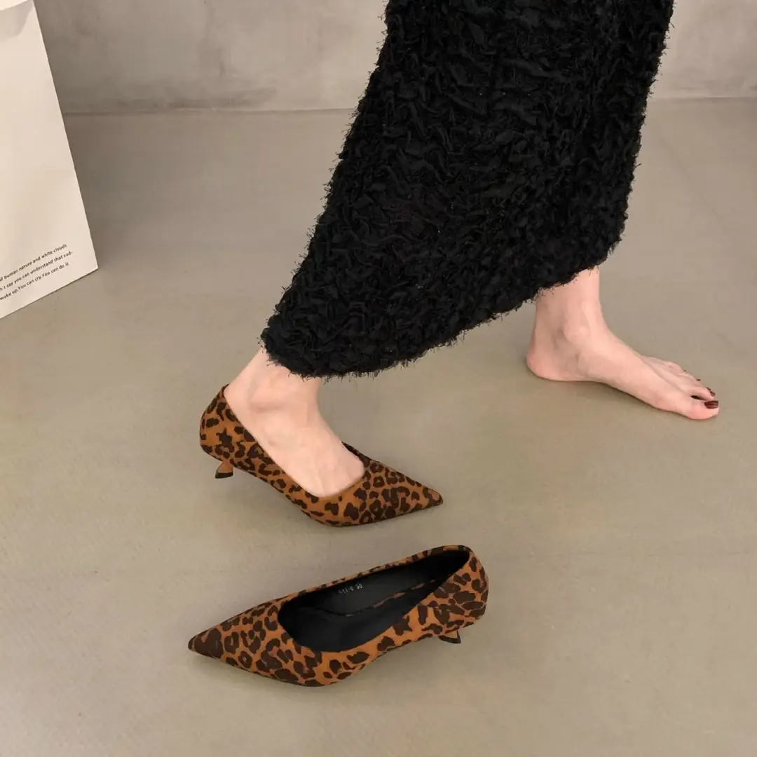 Elegant Shallow-Mouthed Stiletto Work Shoes for Women, French-Style Kitten Heel Pointed-Toe Single Shoes, Women's 2026 Autumn New High-Heeled Shoes - Image 8