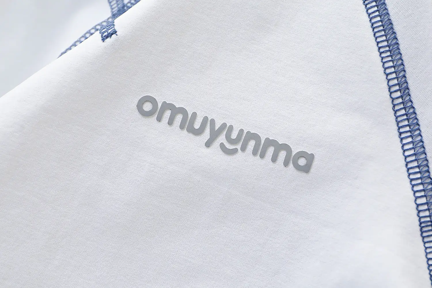 Qingdao Boys White Half Sleeve T-Shirt Quick Dry Anti Wrinkle — feature 3