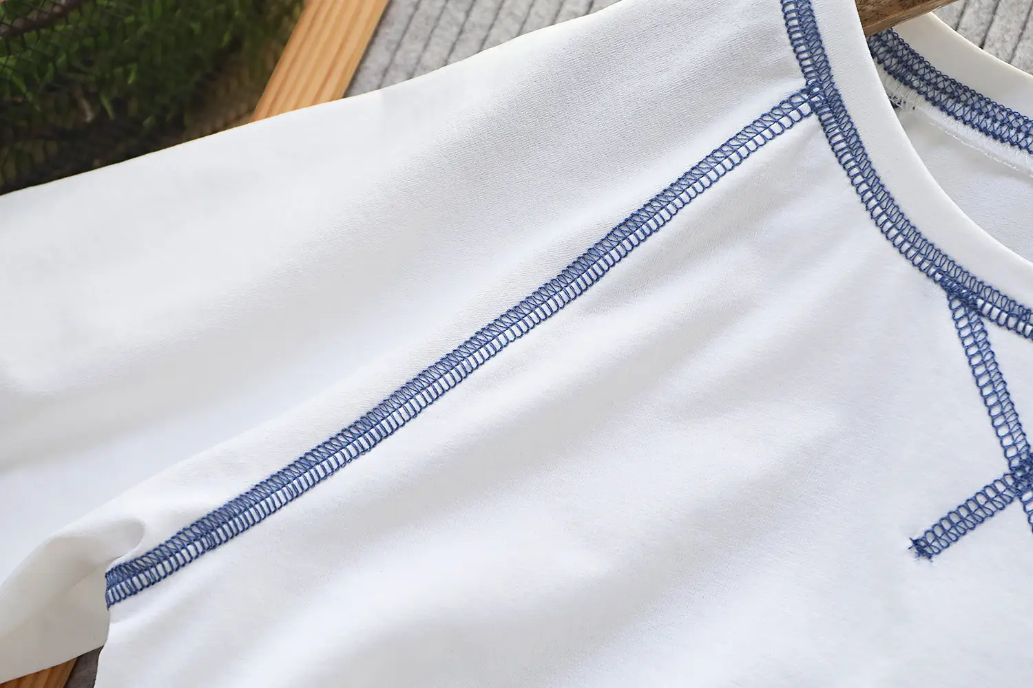 Qingdao Boys White Half Sleeve T-Shirt Quick Dry Anti Wrinkle — feature 4