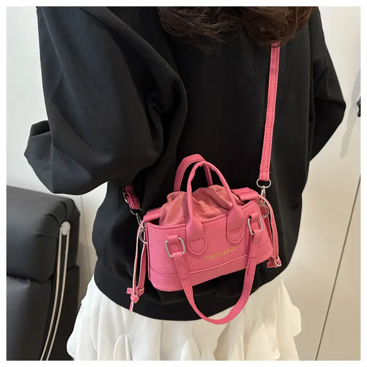 White Vintage Mini Crossbody Bag for Women 2025 — feature 11