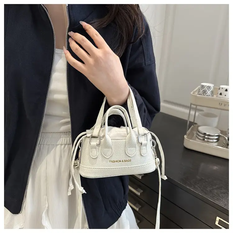 White Vintage Mini Crossbody Bag for Women 2025 — feature 16