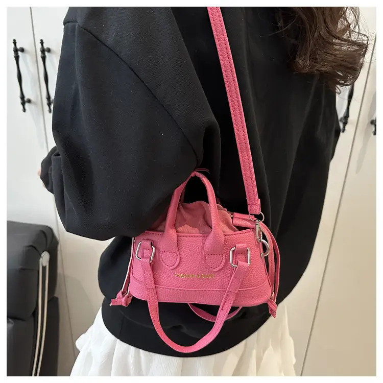 White Vintage Mini Crossbody Bag for Women 2025 — feature 9