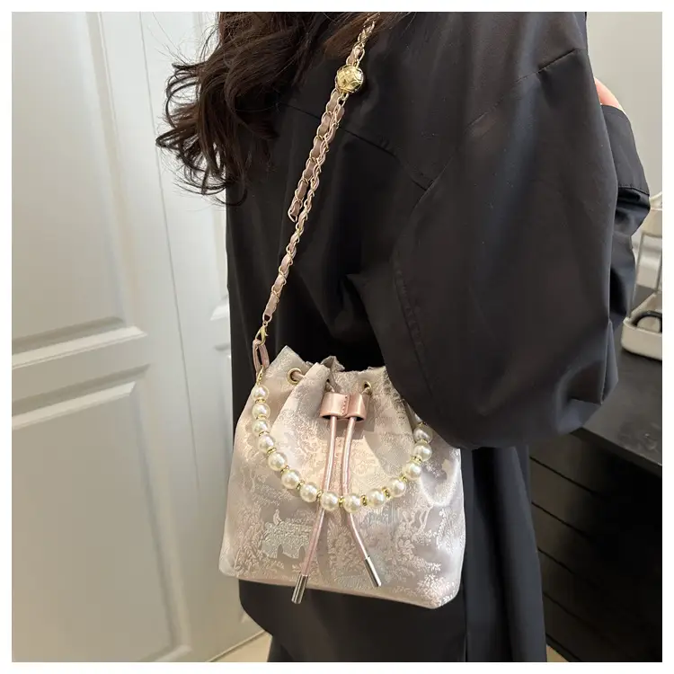 Pearl Embroidered Crossbody Bag Women 2025 Summer — feature 9