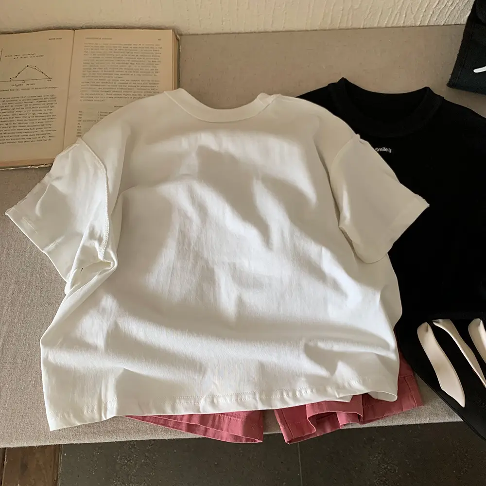 White Loose T-Shirt for Boys Summer 2025 — feature 4
