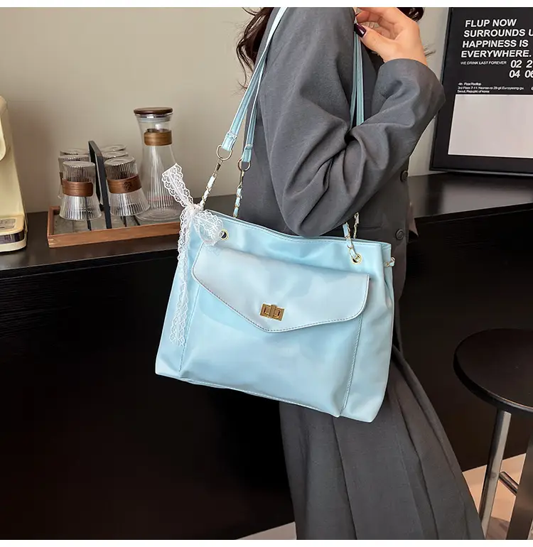 Silver Shoulder Bag for Women 2025 New Arrival — feature 17