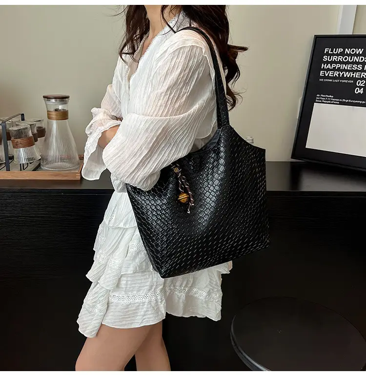 Women's Large Cap Bag 2026 Spring Summer New All Match — feature 13