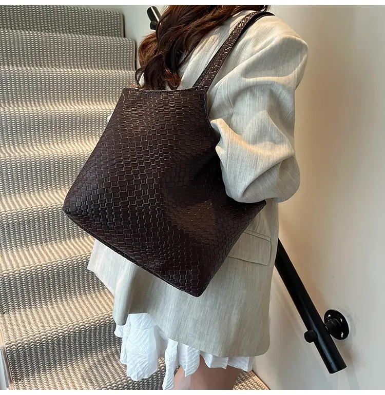 Women's Large Cap Bag 2026 Spring Summer New All Match — feature 7