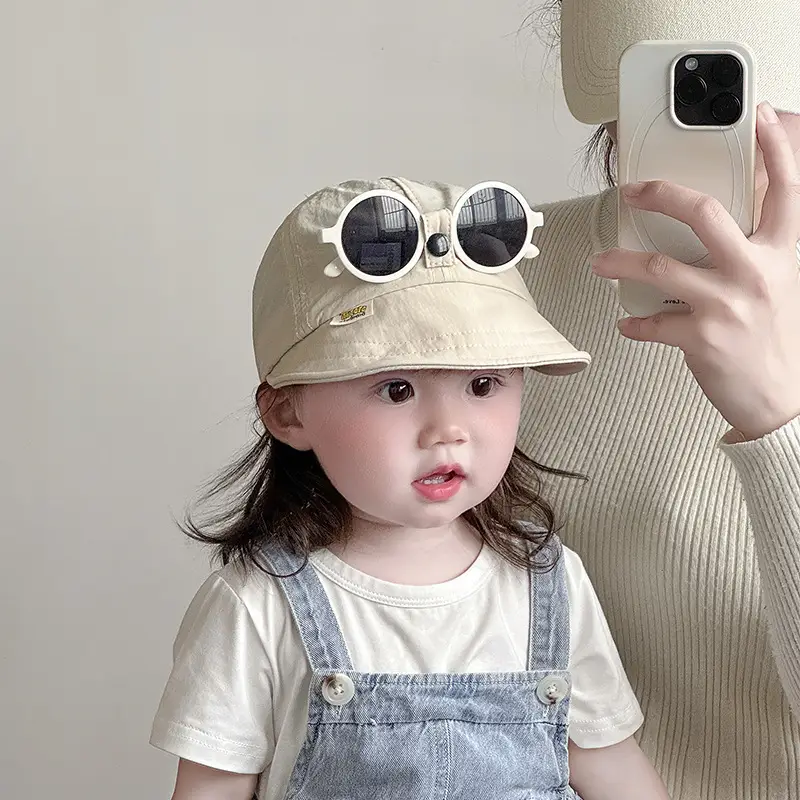Baby Sun Hat with Sunglasses & Overdears — feature 6
