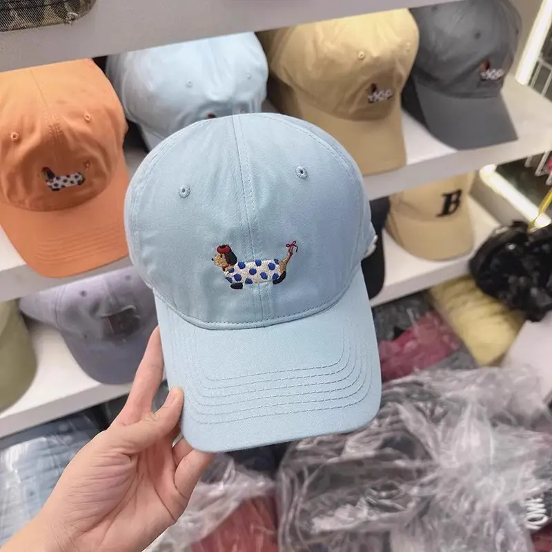 Korean Style Sausage Dog Cap for Women White Wide Brim — feature 3