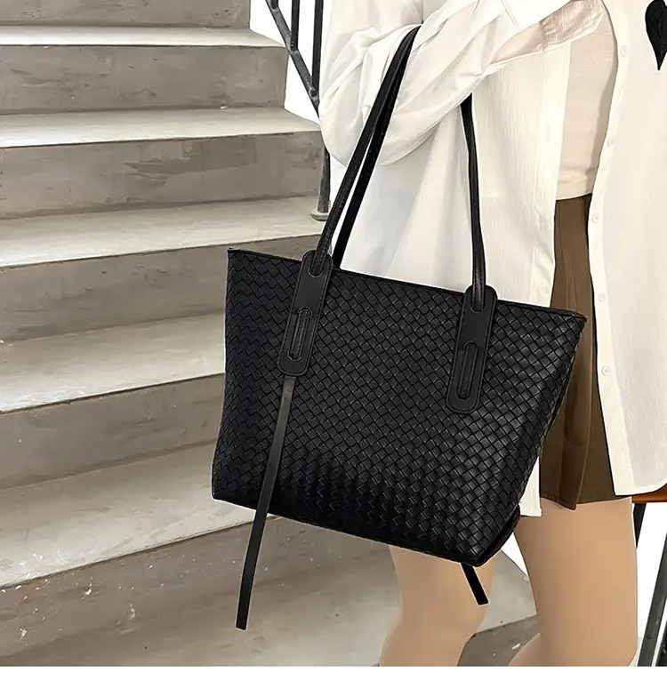 Women Brown Woven Tote Bag Large Capacity Commuter Shoulder Bag — feature 13