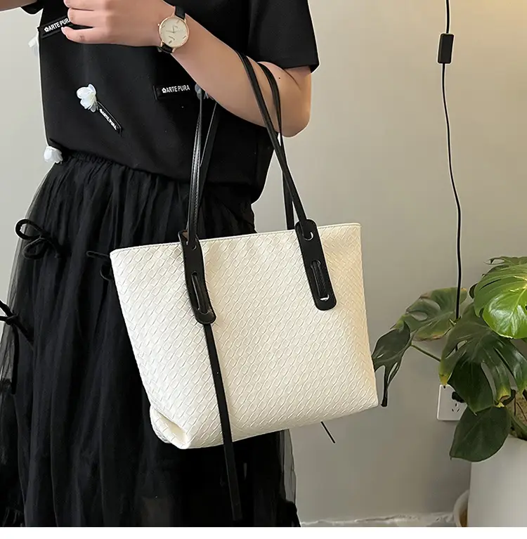 Women Brown Woven Tote Bag Large Capacity Commuter Shoulder Bag — feature 30
