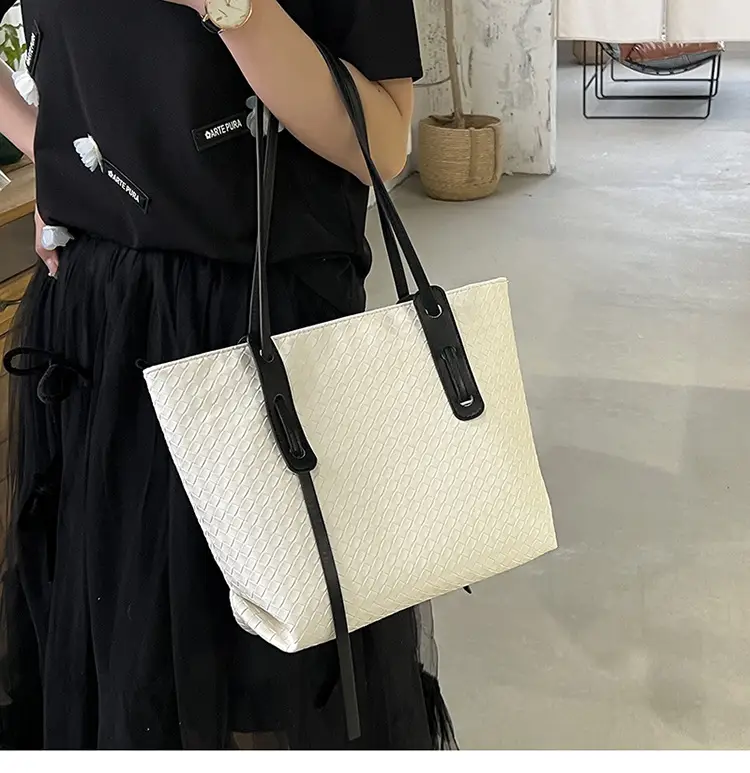 Women Brown Woven Tote Bag Large Capacity Commuter Shoulder Bag — feature 32