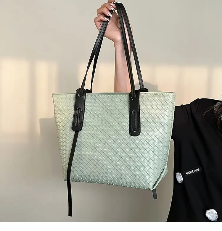 Women Brown Woven Tote Bag Large Capacity Commuter Shoulder Bag — feature 34