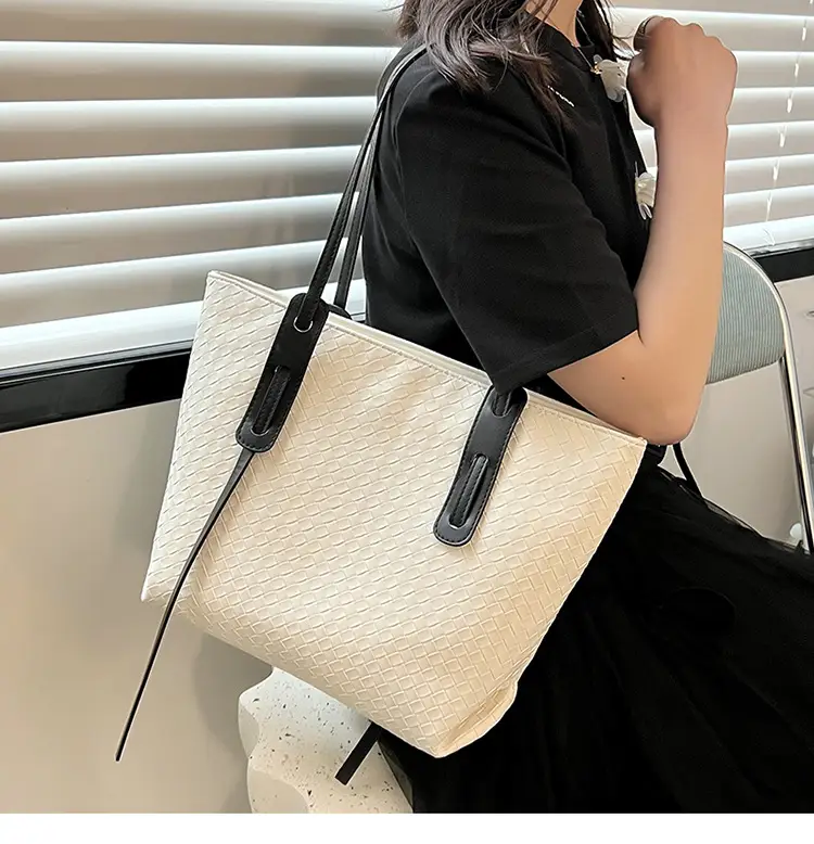 Women Brown Woven Tote Bag Large Capacity Commuter Shoulder Bag — feature 35