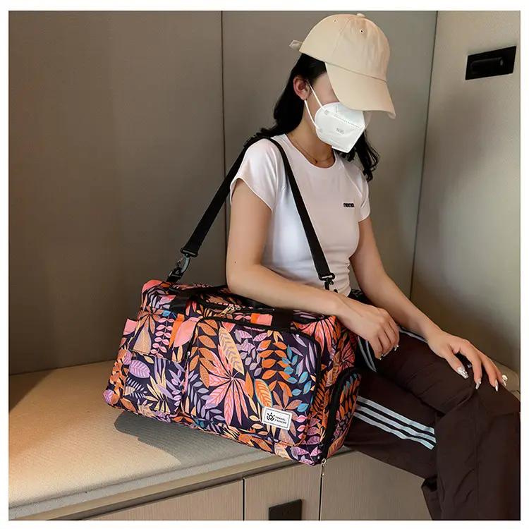 Tropical Print Travel Bag with Leather Handle — feature 17
