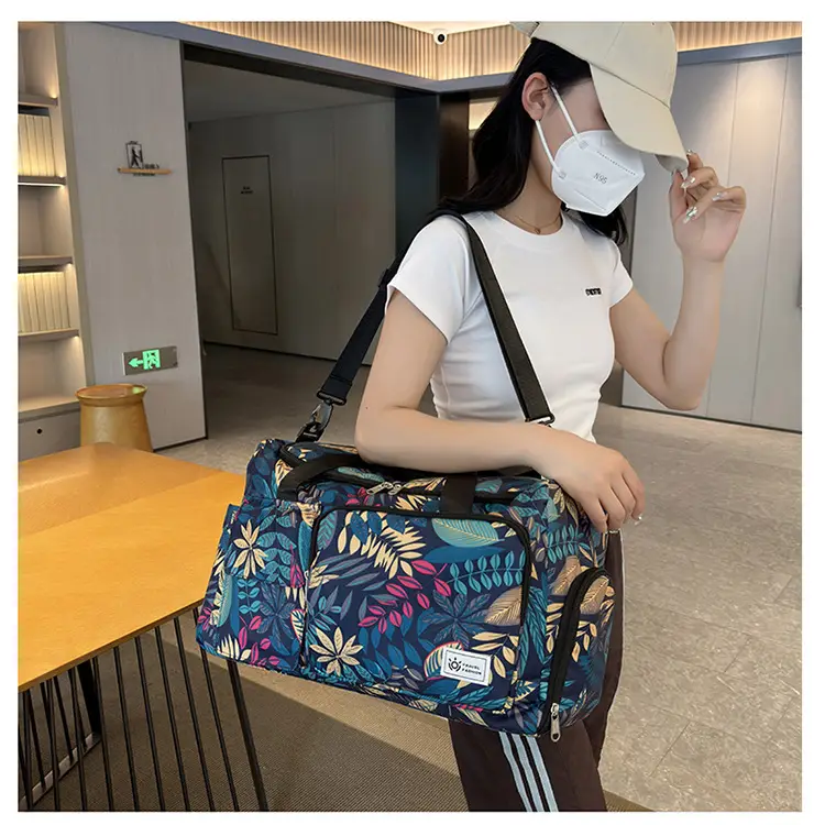 Tropical Print Travel Bag with Leather Handle — feature 24