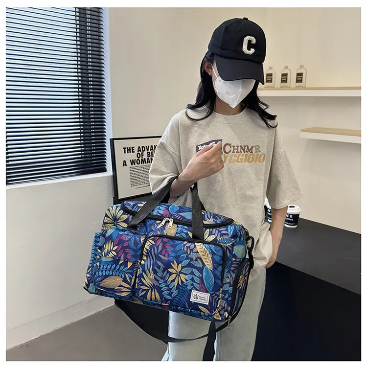 Tropical Print Travel Bag with Leather Handle — feature 44