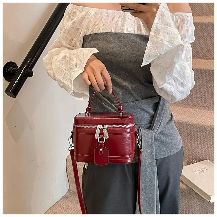 Black Women's Shoulder Crossbody Bag 2025 Summer — feature 12