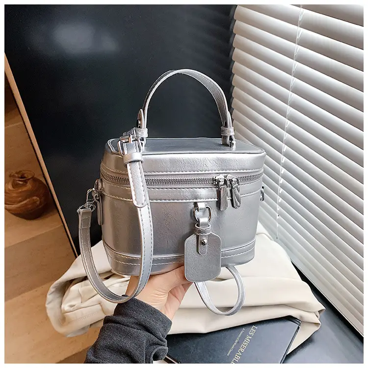 Black Women's Shoulder Crossbody Bag 2025 Summer — feature 24