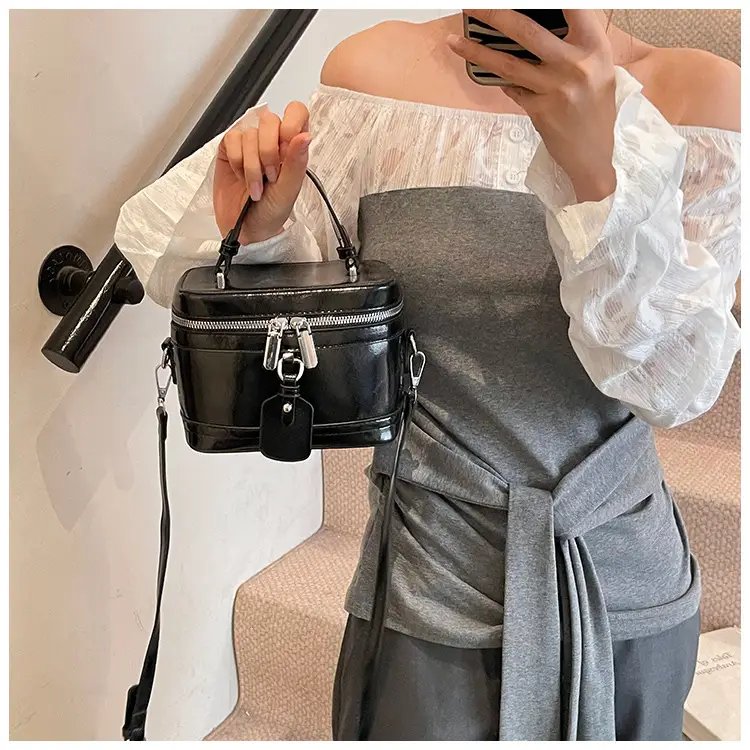 Black Women's Shoulder Crossbody Bag 2025 Summer — feature 9