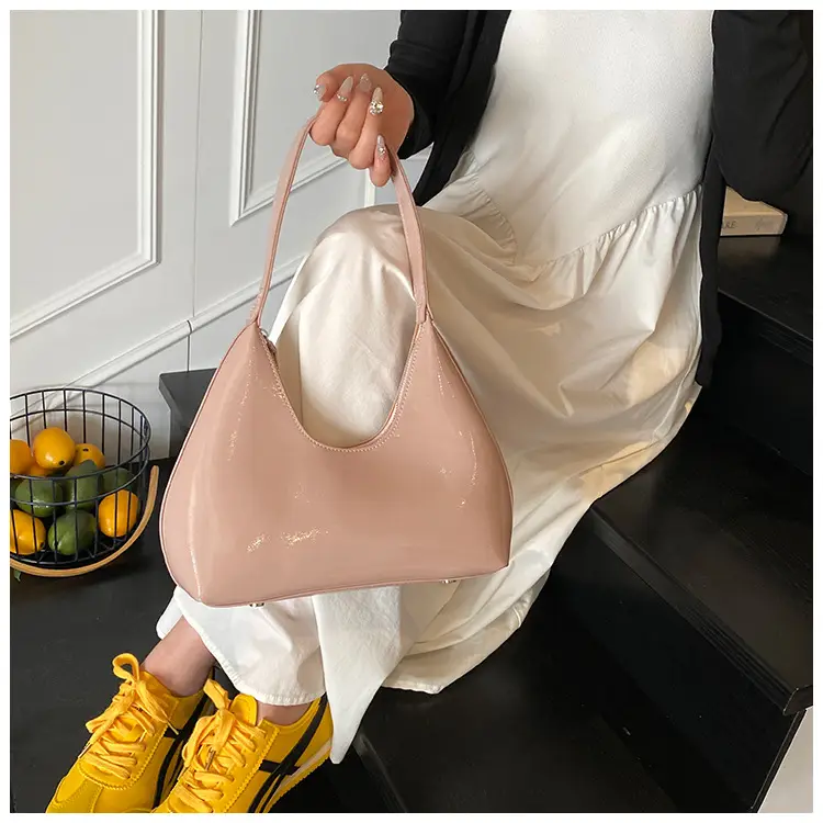 Women's Nude Leather Underarm Bag 2025 Summer — feature 11