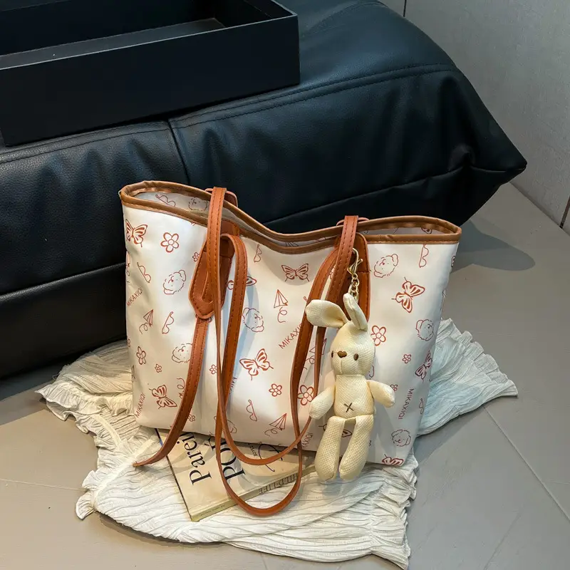 Women Printed Shoulder Bag with Teddy Bear