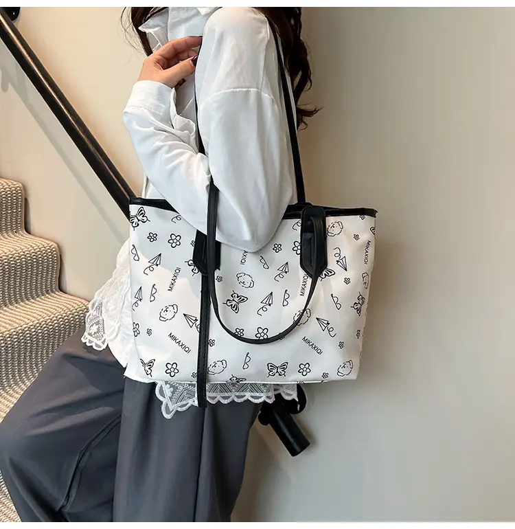 Women Printed Shoulder Bag with Teddy Bear — feature 16