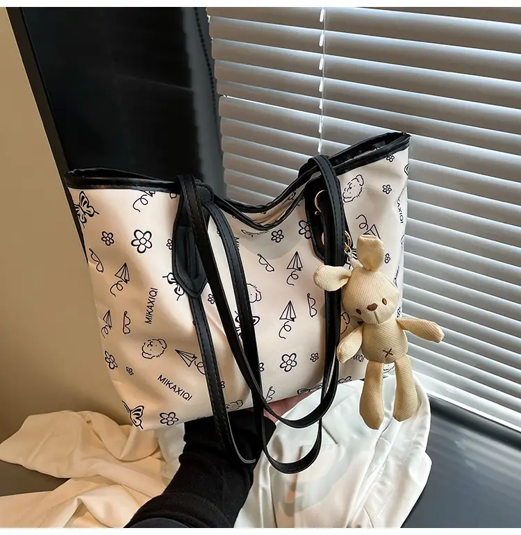 Women Printed Shoulder Bag with Teddy Bear — feature 17