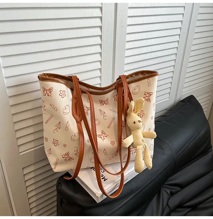 Women Printed Shoulder Bag with Teddy Bear — feature 18