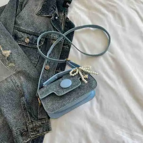 Women's Grey Pearl Chain Shoulder Crossbody Bag - Image 6