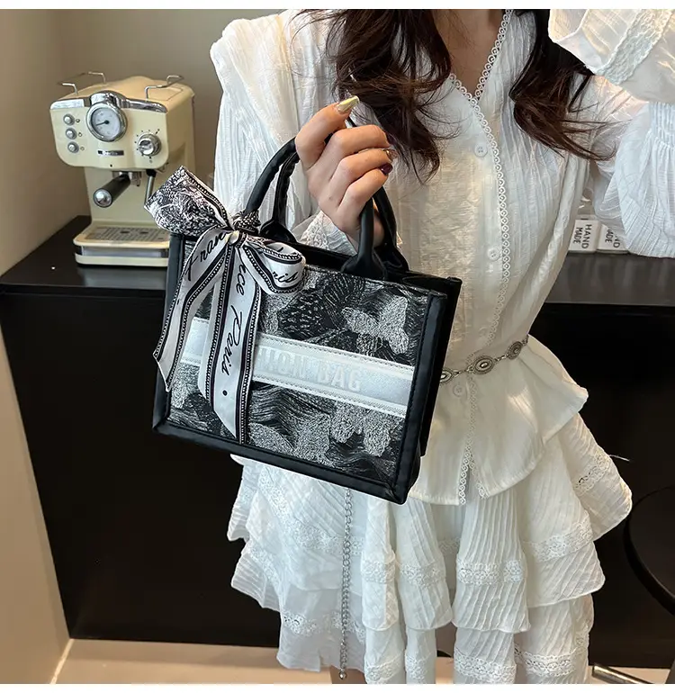 Women's Printed Butterfly Shoulder Bag Large Capacity — feature 14