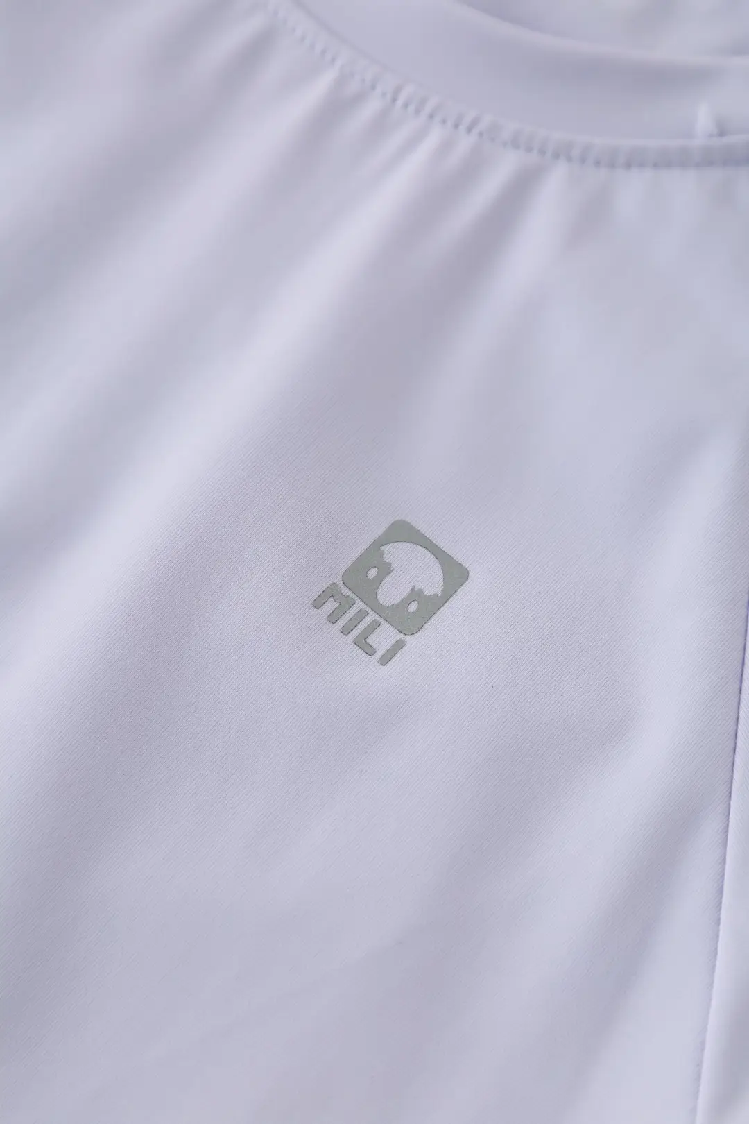 Light Blue Quick-Drying T-Shirt for Girls Boys Summer Wear — feature 12