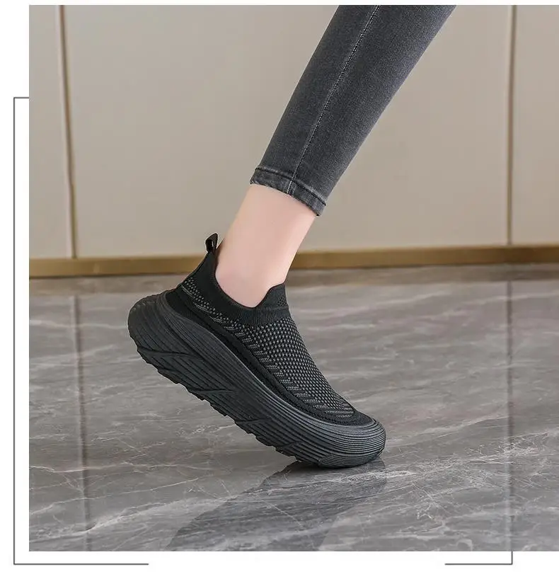 Women's 2025 New Summer Breathable and Versatile One-Leg Fly-Knit Mesh Sneakers with a Poop-Feeling Feel — feature 22